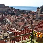 Location Old Town Lucic *