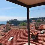 Location Old Town Lucic Apartamento