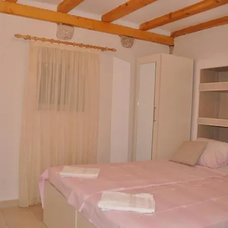 Location Old Town Lucic Apartament