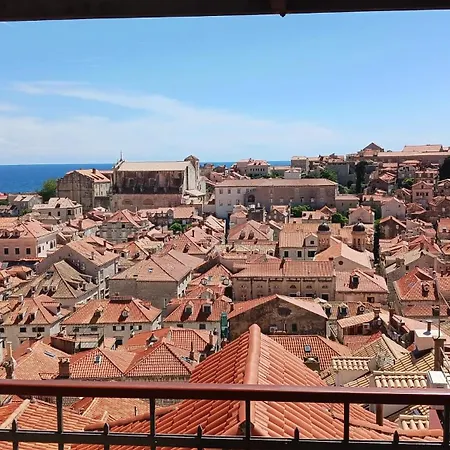 Location Old Town Lucic