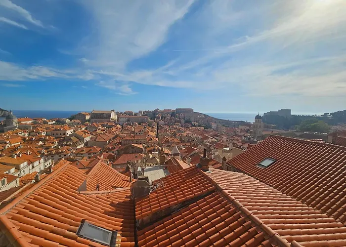 Location Old Town Lucic *