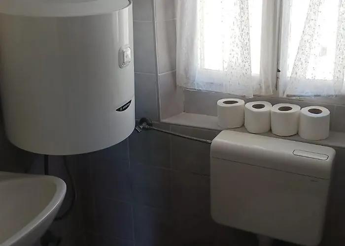 Location Old Town Lucic Apartment