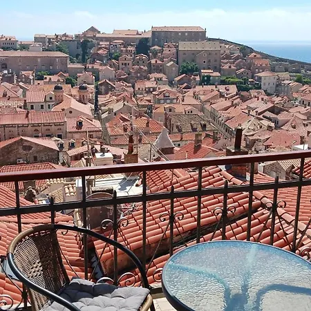 Location Old Town Lucic Apartman